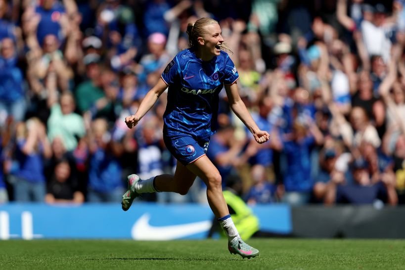 Chelsea FC v Liverpool FC - Barclays Women's Super League
LONDON, ENGLAND - MAY 10