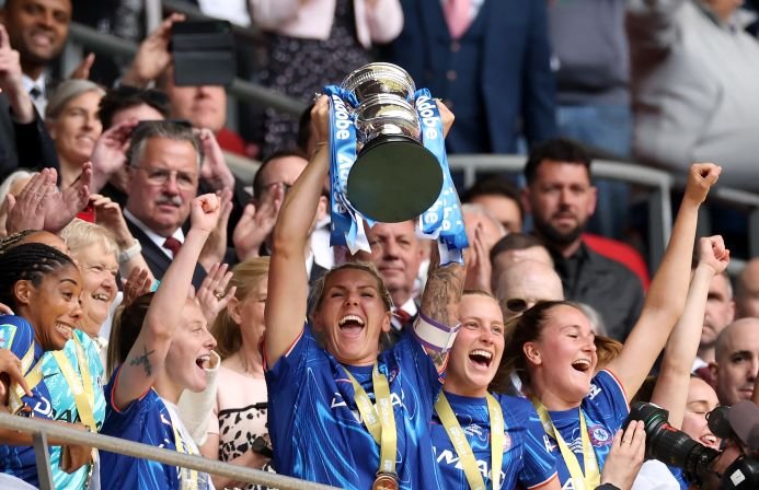 Chelsea v Manchester United - The Adobe Women's FA Cup Final