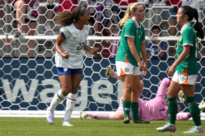 United States v Ireland - International Friendly CINCINNATI, OHIO - JUNE 29: