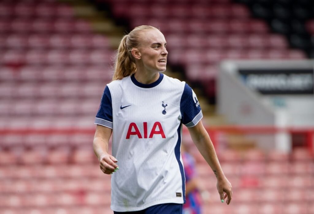 Tottenham Hotspur's Molly Bartrip signs new contract