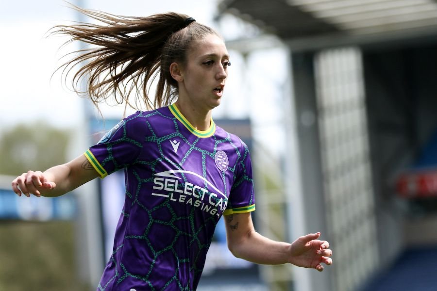 Portsmouths new signing Tia Primmer