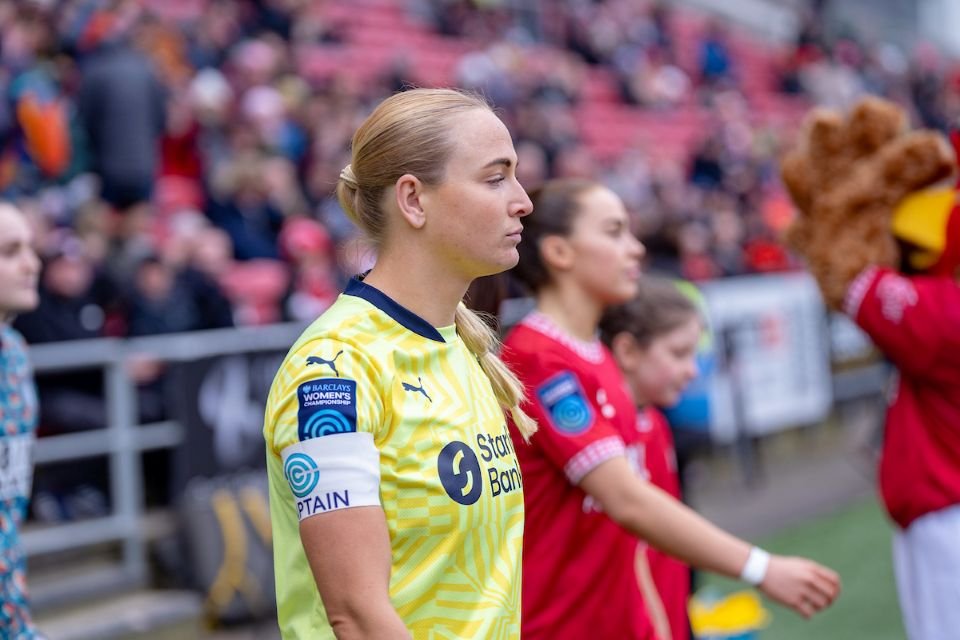 Newcastle uniteds new signing Jemma Purfield