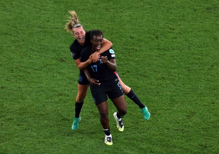 England v Italy UEFA Womens EURO 2025 SemiFinal womensfootballmagazinecom England v Italy UEFA Women's EURO 2025 Semi-Final GENEVA, SWITZERLAND - JULY 22: