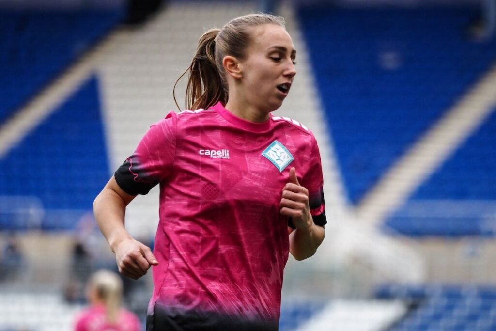 Ipswich Town's new signing, Grace Neville.