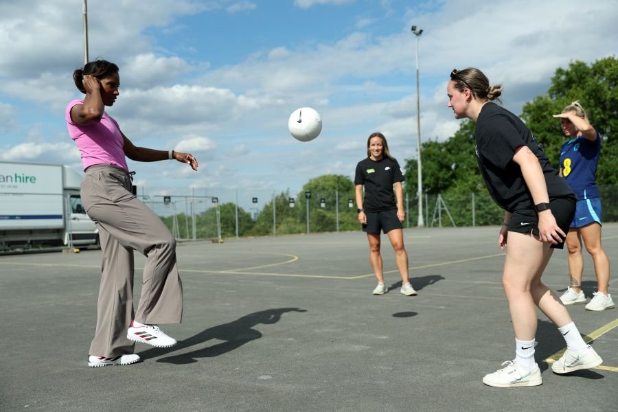 Lucy Staniforth and former Olympic athlete Denise Lewis at Big Football Day womensfootballmagazinecom Lucy Staniforth and former Olympic athlete Denise Lewis at Big Football Day