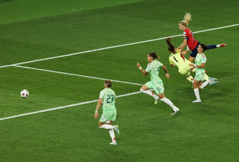 Norway v Italy - UEFA Women's EURO 2025 Quarter-Final
GENEVA, SWITZERLAND - JULY 16: 