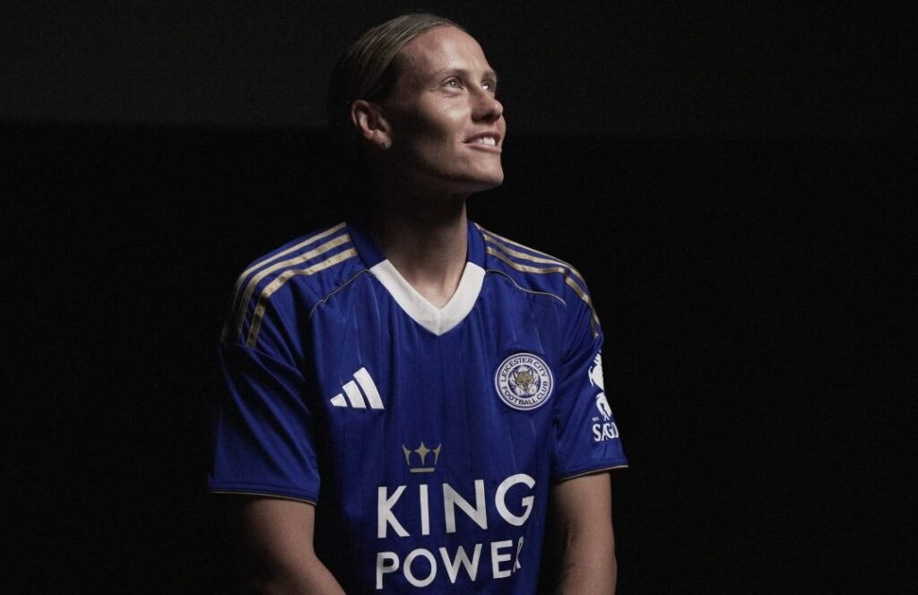 Emily van Egmond womensfootballmagazinecom Leicester City Women Sign Experienced Midfielder Emily van Egmond