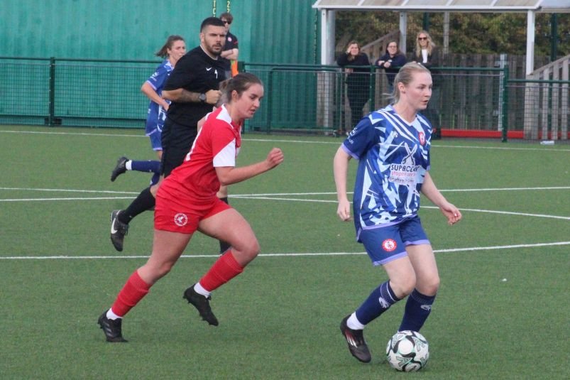 Over 500 Fans Watch Walsall Women Win Seven Goal Thriller