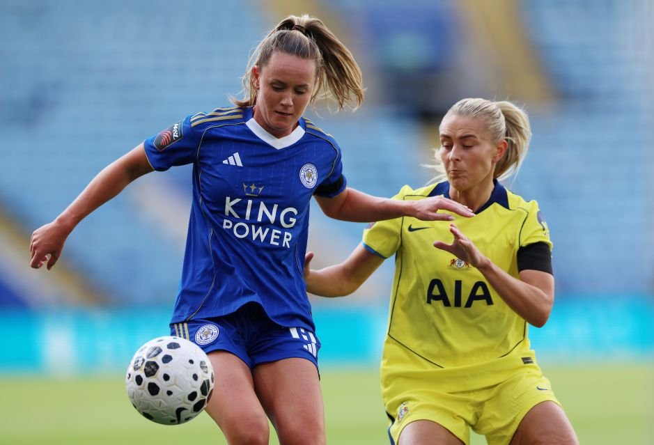 leicestercityvtottenhamhotspurbarclayswomenssuperleague womensfootballmagazinecom Leicester City v Tottenham Hotspur Barclays Women's Super League
LEICESTER, ENGLAND - SEPTEMBER 28:
