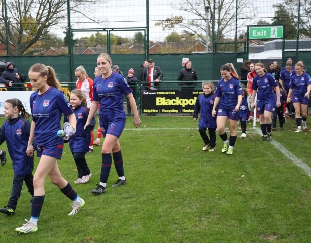 Kidderminster Harriers vs Redditch Borough womensfootballmagazinecom Four Changes at Top of the Regional League Tables