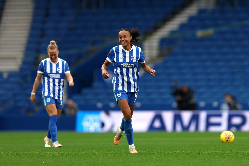 Brighton & Hove Albion v Leicester City - Barclays Women's Super League
BRIGHTON, ENGLAND - NOVEMBER 16: 