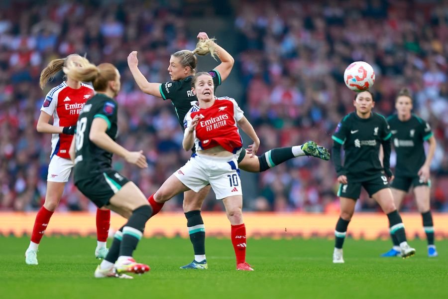 The Barclays Womens Super League Returns After International Break