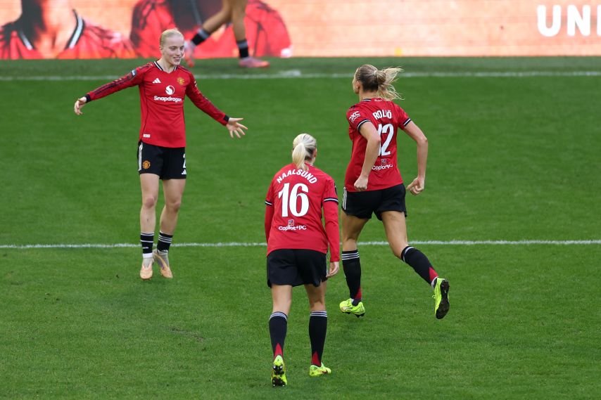 Fridolina Rolfö Rescues Man Utd Women Against Spurs Again