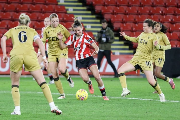 Hayley Ladd Secures Victory for Crystal Palace Women on Debut