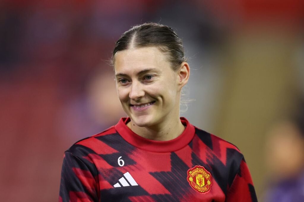 Everton Women Sign Hannah Blundell on loan from Man Utd
