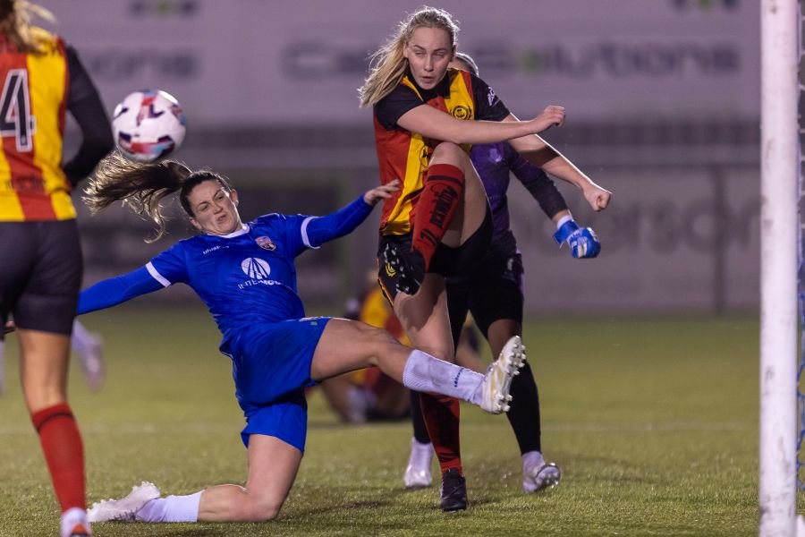 Hearts Women Have Reduced Glasgow Citys Lead to Three Points