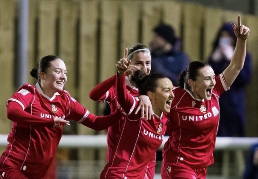Record Crowd Watch Wrexham Women Win Adran Trophy