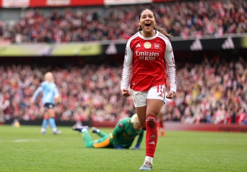 Arsenal Women Beat Leaders West Ham Clinch Comeback Victory