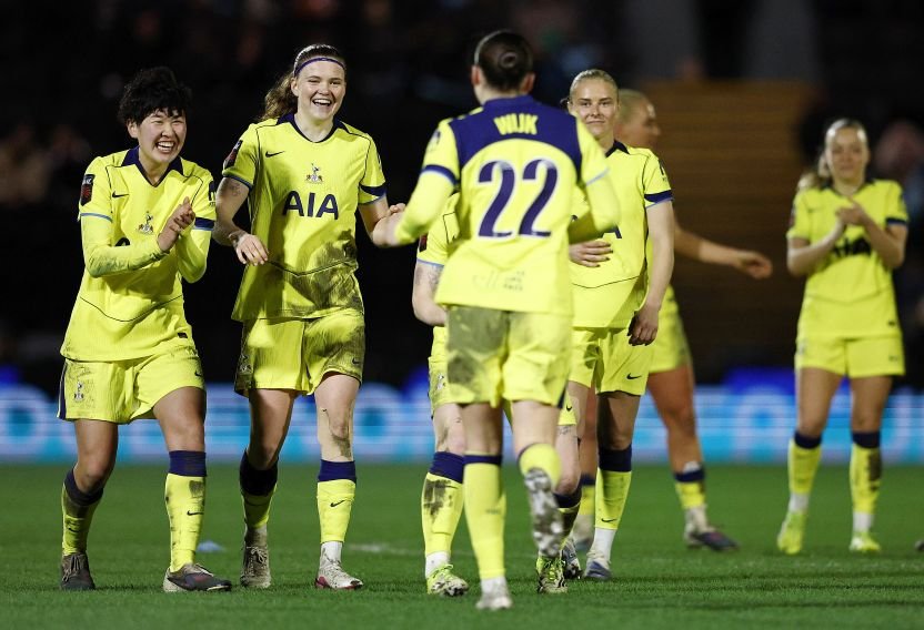 londoncitylionessesvtottenhamhotspuradobewomensfacupfifthround 1 womensfootballmagazinecom Spurs Women Secure Shoot Out Victory After 18 Penalties