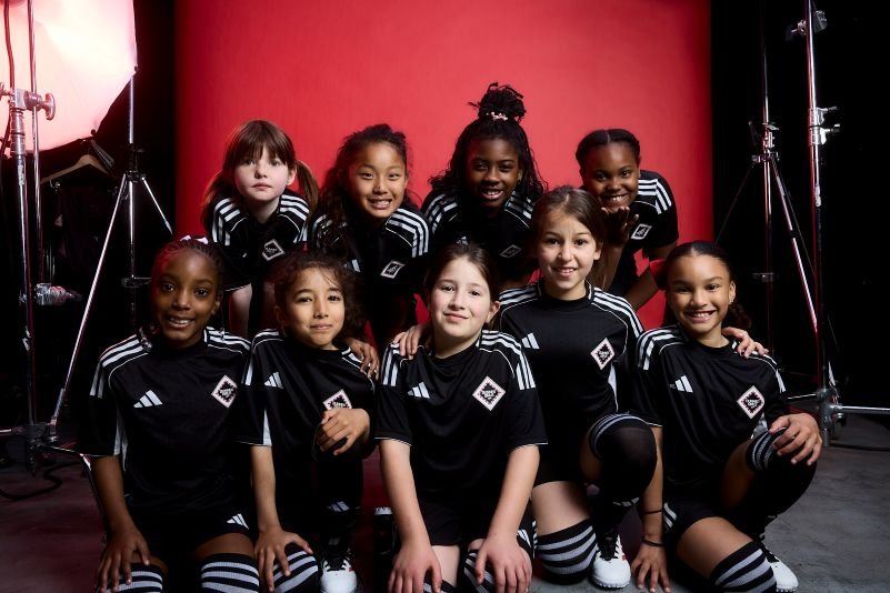 Arsenal Women Star in New Series 'Gunner Girls'