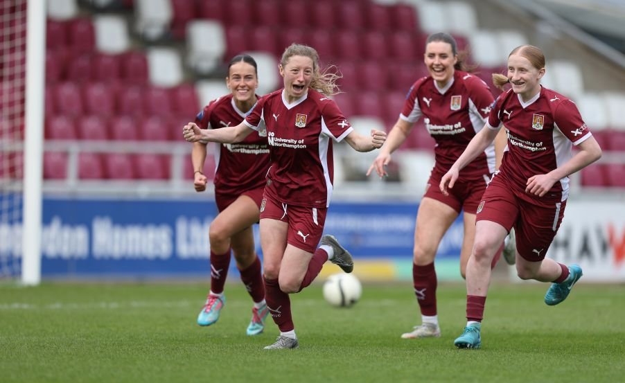 Plymouth Argyle Women Secure Crucial Victory in Stoppage Time