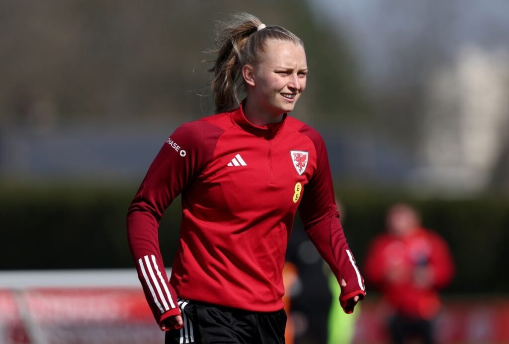 Elise Hughes Earns Wales Women Dramatic Draw in Added Time