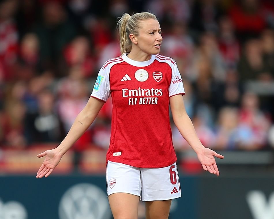 Leah Williamson Signs a New Contract With Arsenal Women