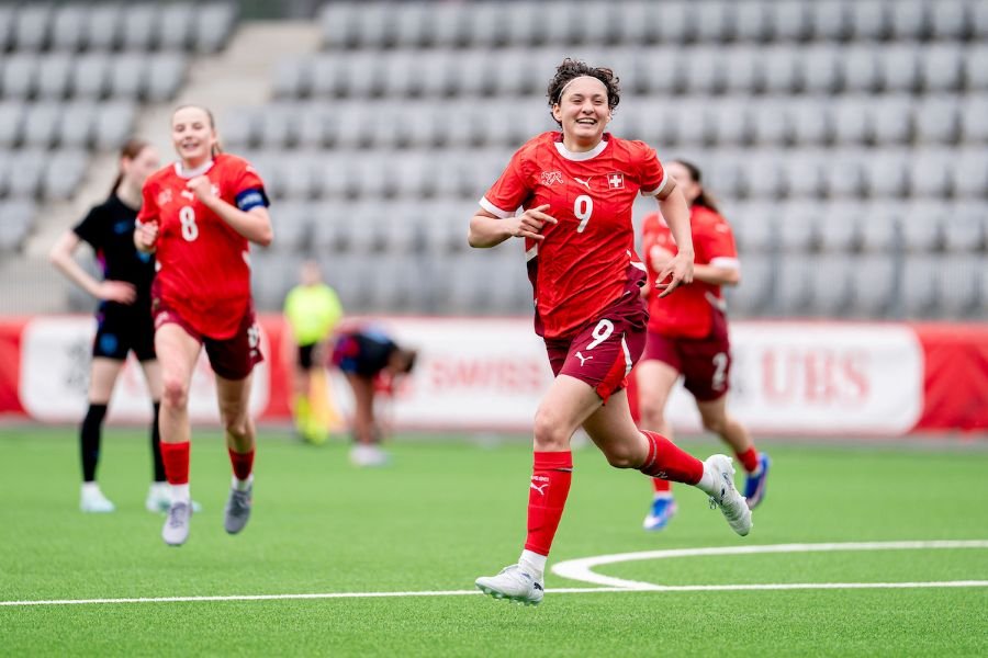 Swiss qualify for the UEFA Womens U19 EURO