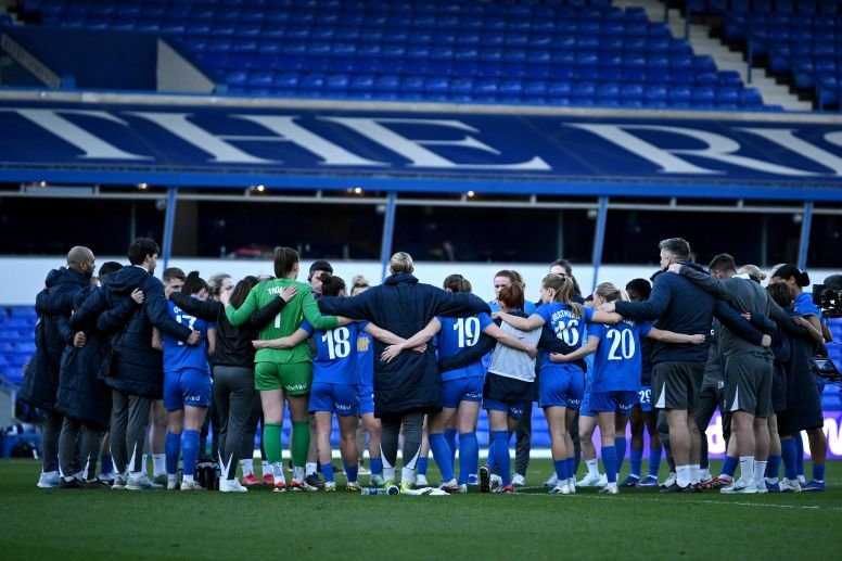 Stage Being Set for a WSL 2 Title Showdown