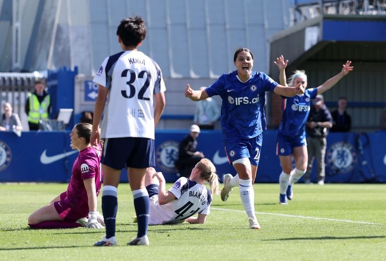Chelsea Women Secure Victory in the Cup With Veerle Buurman Rocket
