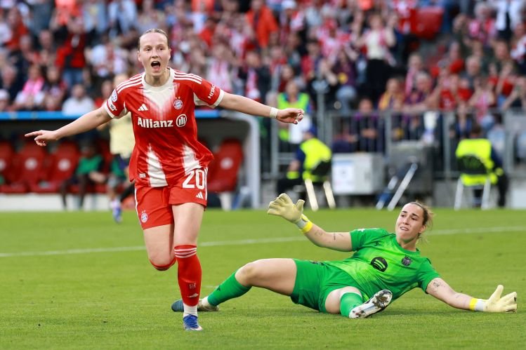 Bayerns 10 hold Barca in the Womens Champions League