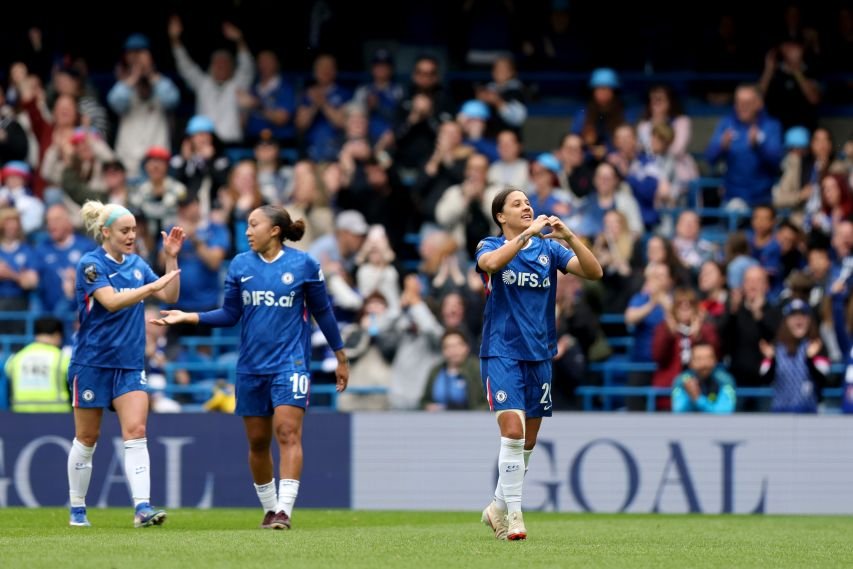 chelseafcvmanchesterunitedbarclayswomenssuperleague womensfootballmagazinecom Chelsea FC v Manchester United Barclays Women's Super League
LONDON, ENGLAND - MAY 16: Sam Kerr of Chelsea celebrates scoring her team's first goal during the Barclays Women's Super League match between Chelsea FC and Manchester United at Stamford Bridge on May 16, 2026 in London, England