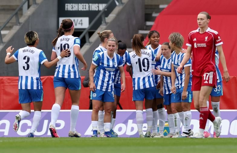 Brighton Women Fightback to Reach their First WFA Cup Final