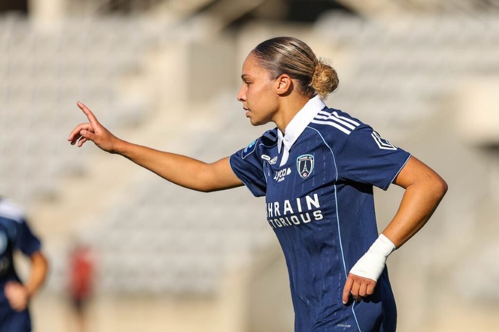 Charlton Women Complete the Loan Signing of Lorena Azzaro