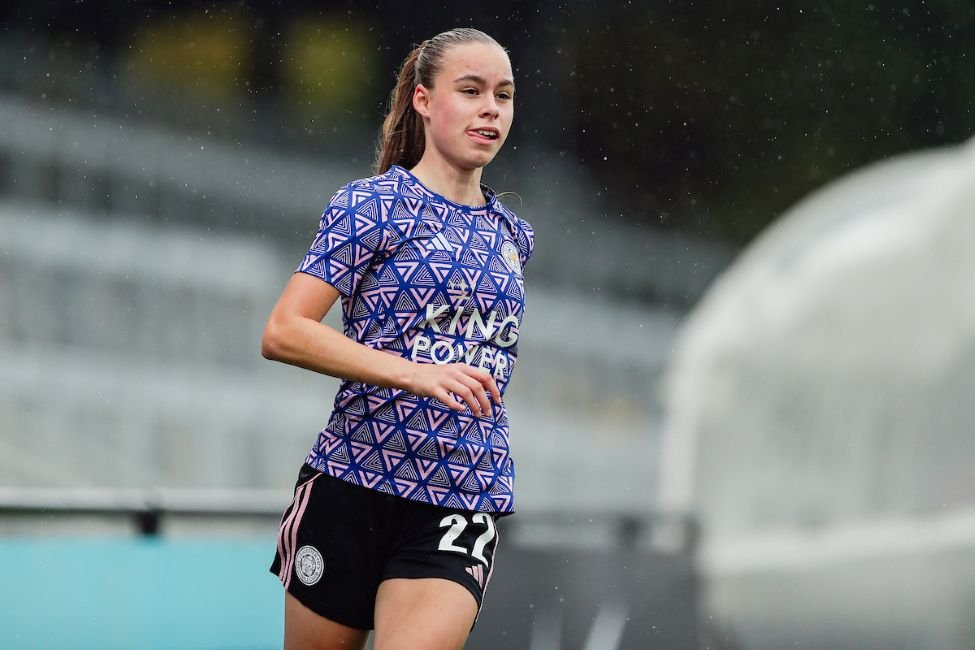 Chelsea Women Secure Nelly Las on a Four Year Deal