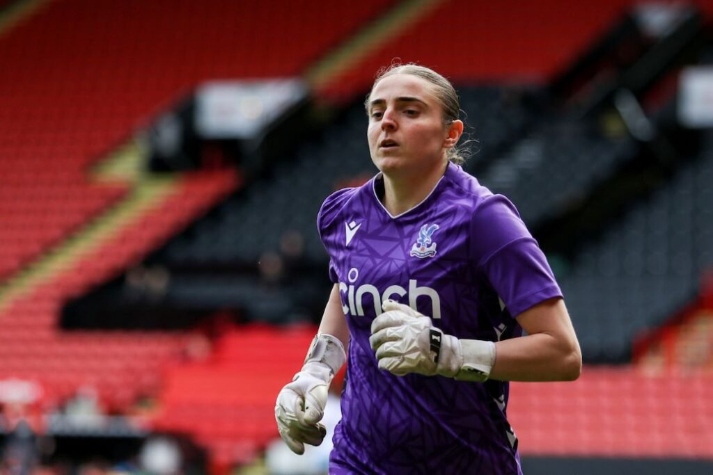 Watford Women Sign Demi Lambourne as their Latest Addition