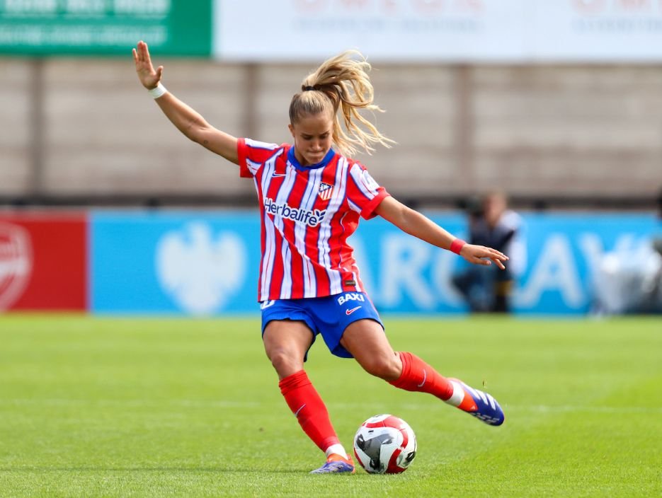 Man Utd Women Confirm Andrea Medina as Their First New Signing of the Summer