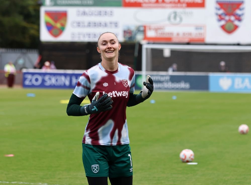 West Ham Women Complete Kinga Szemik Transfer to Hamburg