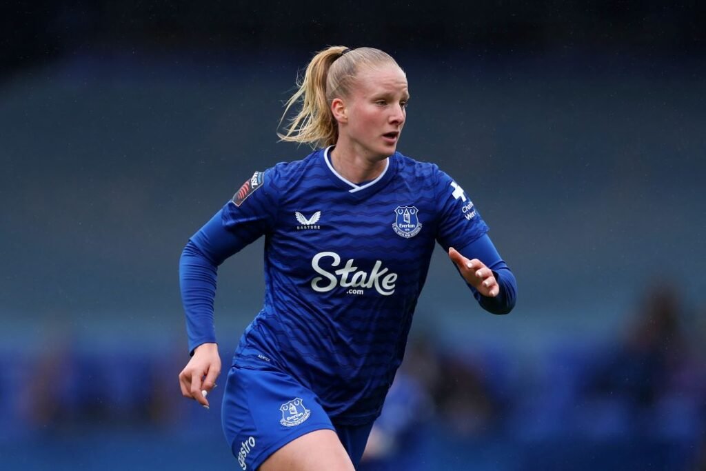 Zara Kramžar Makes a Permanent Return to Everton Women