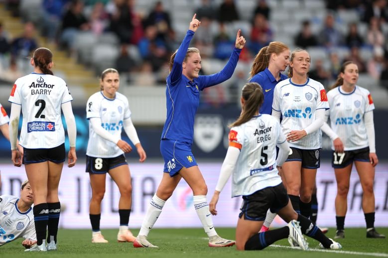 chelseafcwomenvaucklandfcwomensinvitationalxi womensfootballmagazinecom Pre Season Friendlies Chelsea Women Start With A Big Win