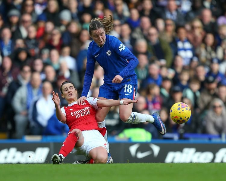 Anfield and Stamford Bridge Set for Barclays WSL Spotlight This Weekend