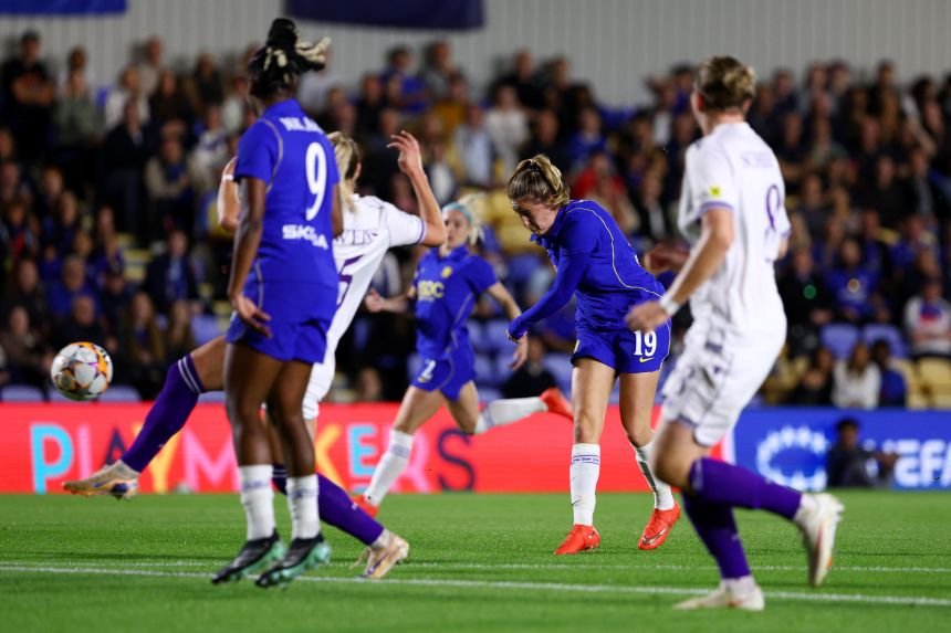 chelseafcvaustriawienuefawomenschampionsleague202627leaguephasemd1 womensfootballmagazinecom Chelsea Women Edge Austria Wien With Early Strike