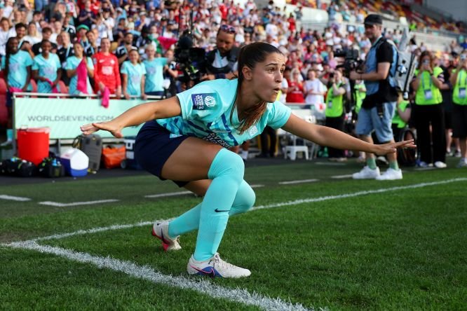 Jana Fernàndez Pens New Deal with London City Lionesses