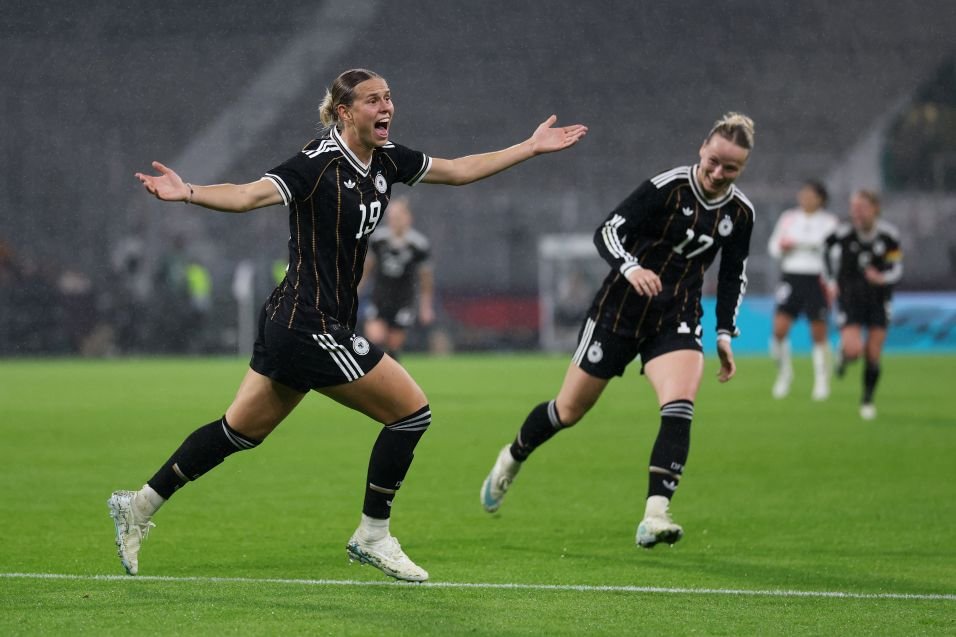 Fightbacks See Germany Women to Victory USA and Argentina Draw